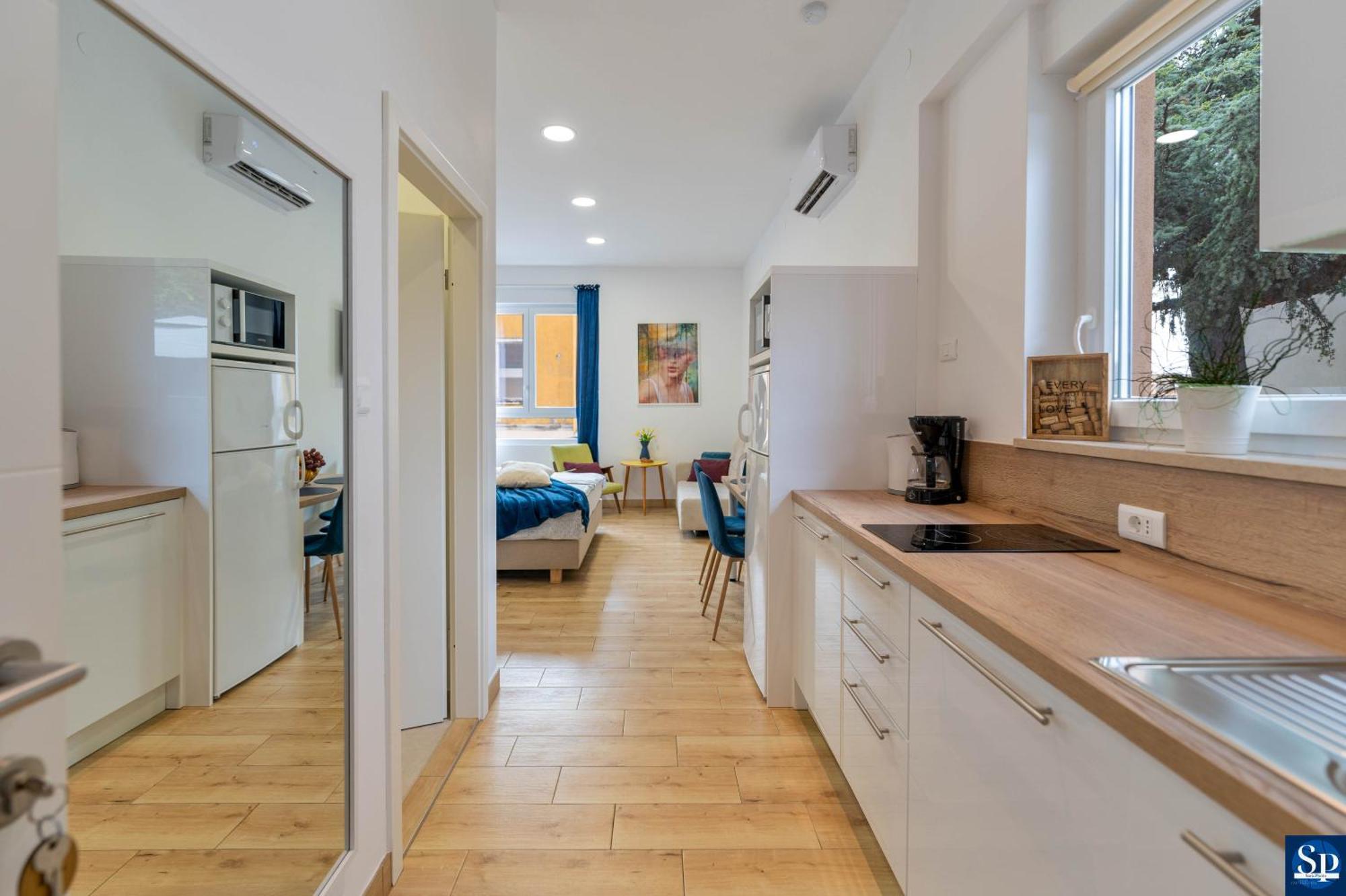 Colosseum Garden Studio Apartments Пула Экстерьер фото